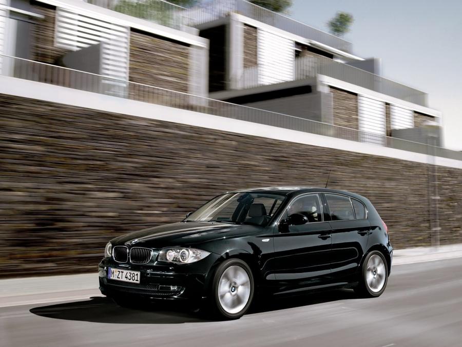  BMW 120i 5-Door 2007 года  (фото 5 из 16)
